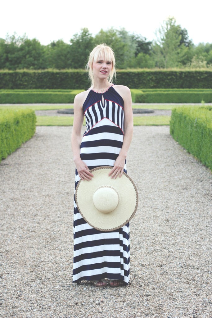 jurk C&A ik vrouw van jou scarlet hemkes