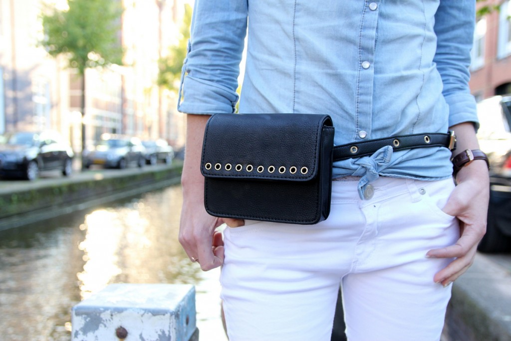 spijkerbloes boohoo witte broek stradivarius outfit scarlet