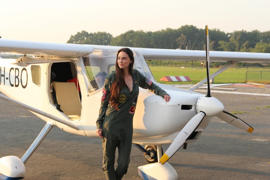 onepiece onesie vliegtuig piloot joyce