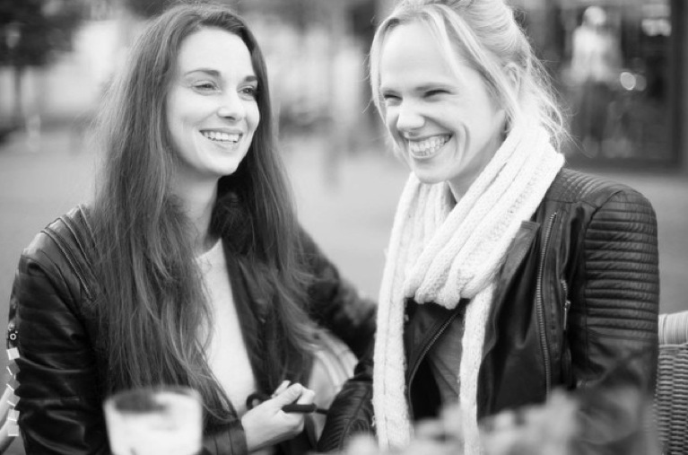 joyce en scarlet liefde overwint