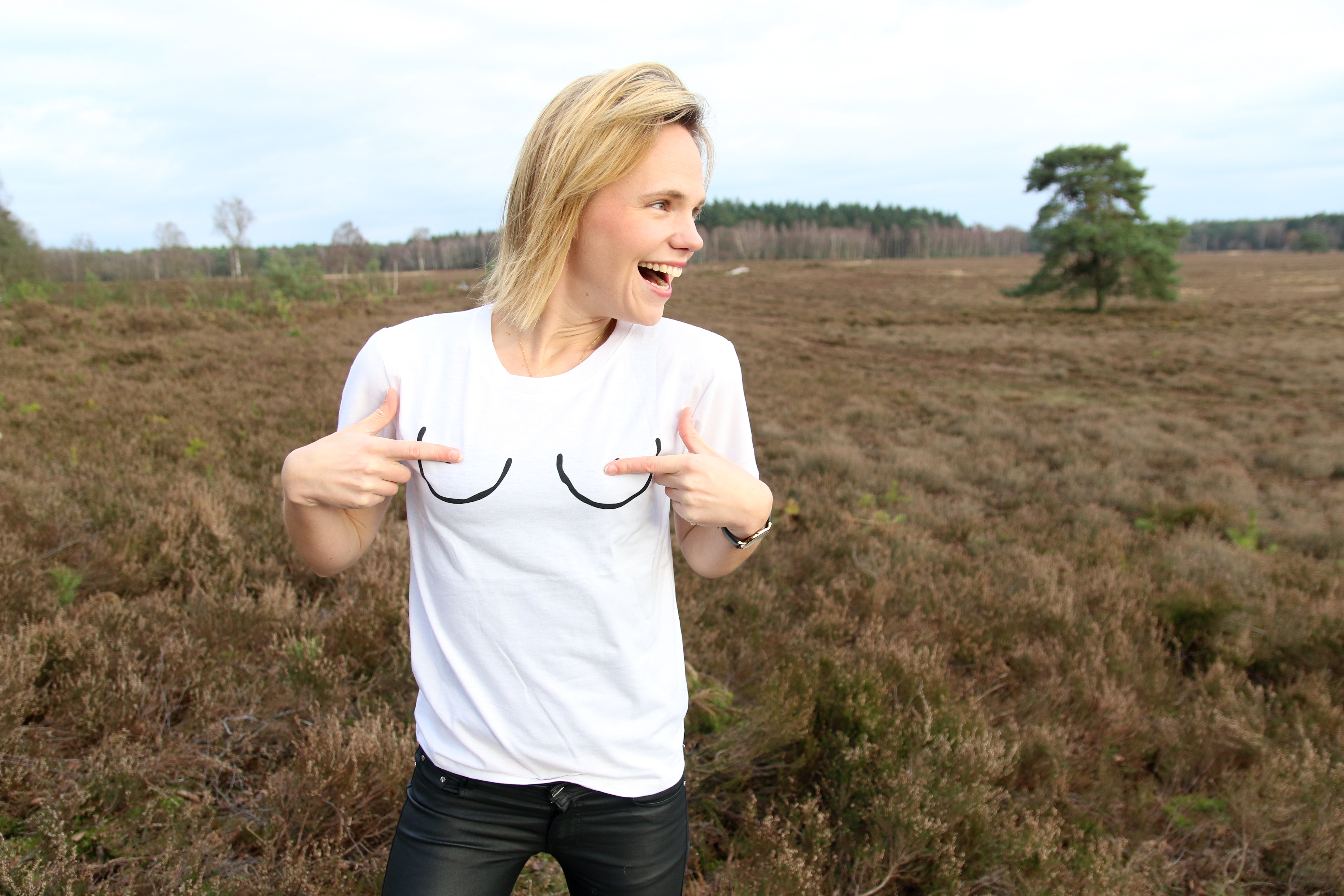 eBay aankopen borsten shirt tietjes grappig