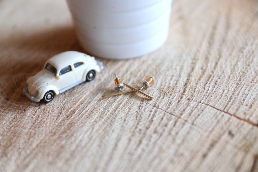 minimalistische oorbellen