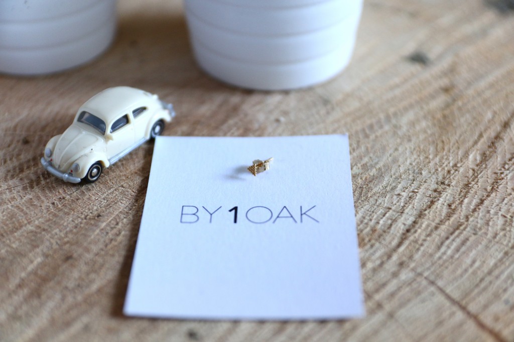 minimalistische oorbellen