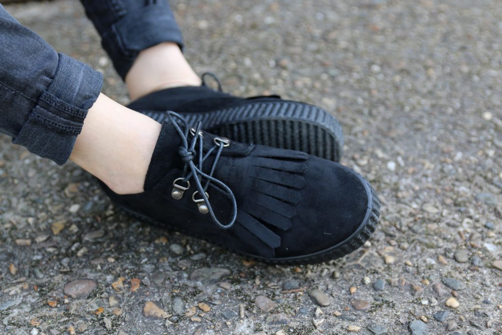 elisestore fashion fun music bmw creepers fring sun fashionshoot