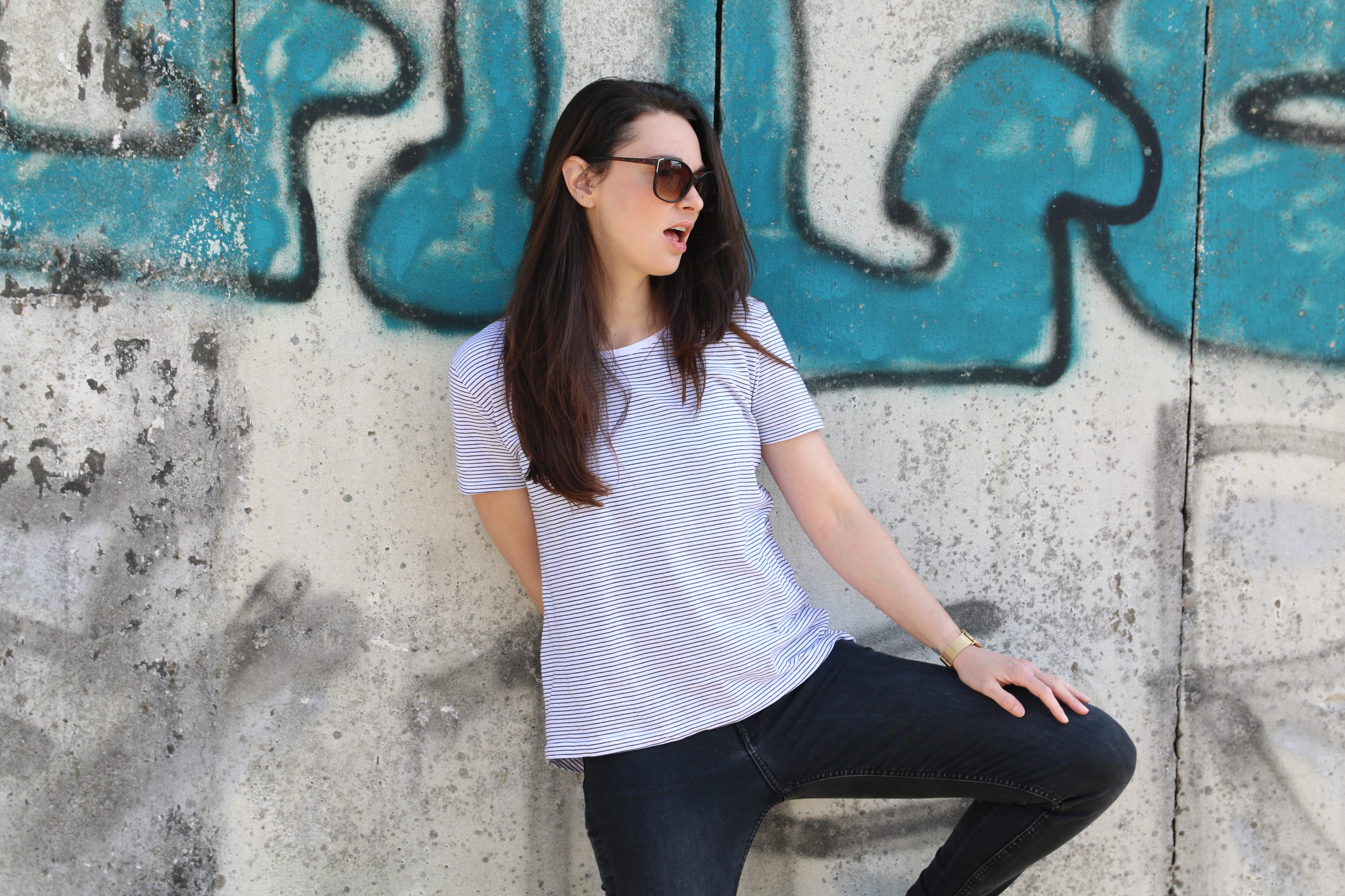 Bye bye ongemakkelijke fotoshoot & hello sexy shoes! elisestore fashion fun music sun fashionshoot