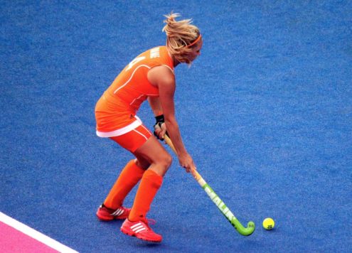 Lesbisch in het jong oranje team