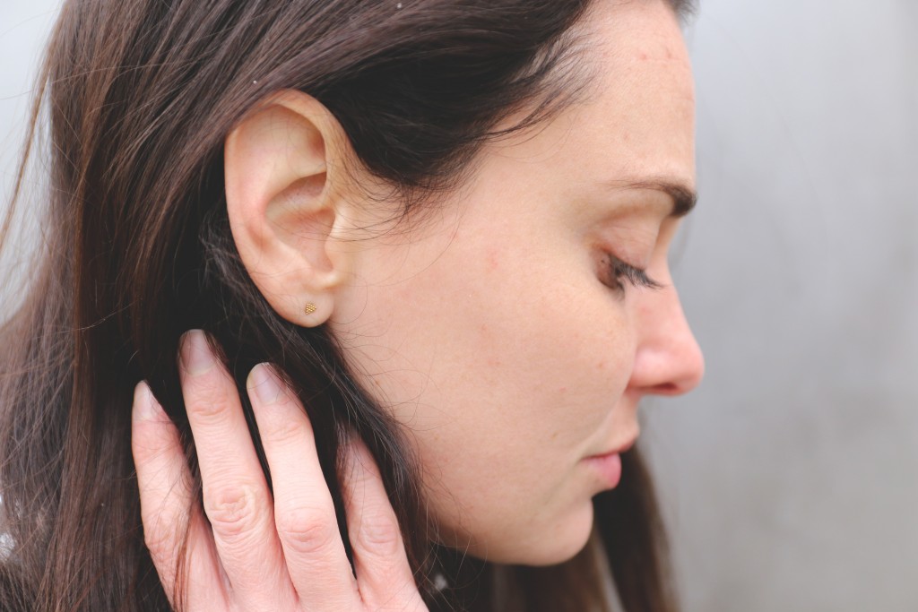 minimalistische oorbellen