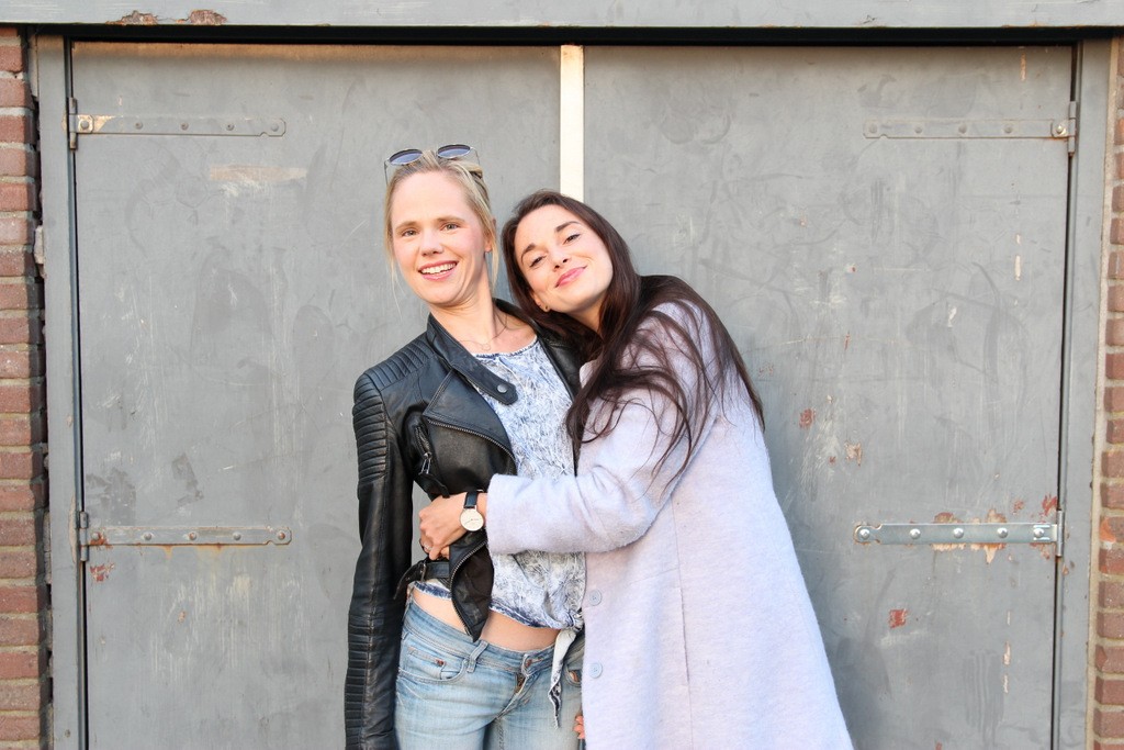 niet van aanraking houden