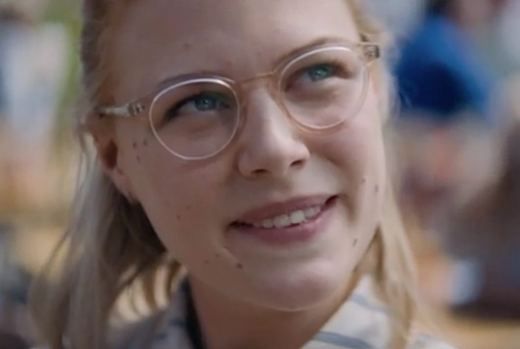 NS proeft de vrijheid met lesbiennes