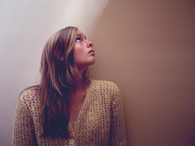 Wat we in ongemakkelijke sociale situaties doen