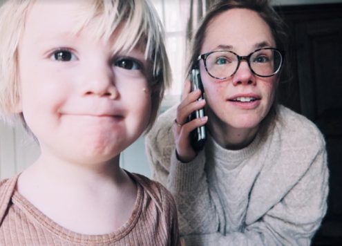 Het is weer tijd voor een nieuwe weekvlog! We wachten op een verlossend telefoontje en moeten starten met pillen. We gaan na lange tijd eindelijk weer eens op afspraak winkelen, we hebben een soort reünie en het is bijna zover...! We nemen jullie mee.